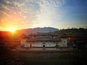 Tulou Fuyulou Changdi Inn